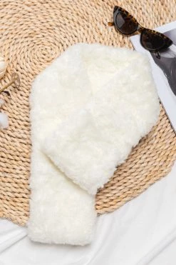 Hot Sale 🔔 Cupshe Never Stop White Criss Cross Cozy Scarf 🔥