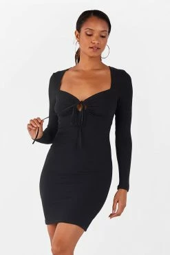 Best Sale 👍 Cupshe Theresa Black Tie Front Halter 👗 Dress 🛒