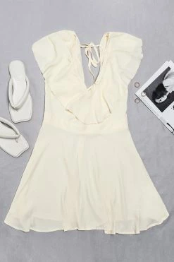 Coupon 🎁 Cupshe Raelynn V-neck Ruffle Mini 👗 Dress 🎉 -Cupshe Online Shop 1 0fecb938 52a1 436d 9290 d7428c8a3cd2