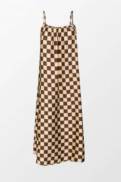 Cheap ⭐ Cupshe Jazmyne Checkered Backless Slip 👗 Dress 🎉