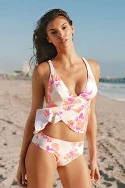 Hot Sale ⌛ Cupshe Rylee Floral Ruffle Hem Tankini ✔️