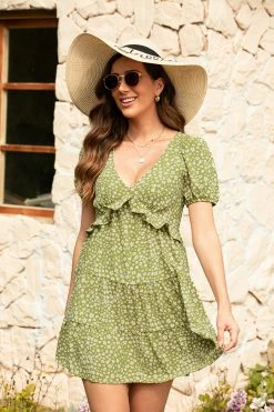 Deals 🌟 Cupshe Bridget Ditsy V-neck Frill Zipper 👗 Dress 🧨