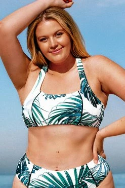 Coupon 👏 Cupshe Madelyn Tropical Plus Size 👙 Bikini Top 😍 -Cupshe Online Shop 1 236f2a3d 2b6e 4ee4 b9d5 fa2e3e855bdb