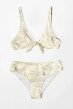 Top 10 ✨ Cupshe Lurex Texture Bunny Tie Bralette and Hipster 👙 Bikini Set 👍 -Cupshe Online Shop 1 2 d1d01e14 9449 4f9f b750 b69f3f205b2e