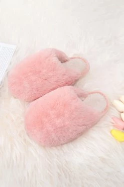 Wholesale 🔥 Cupshe Lucky Faux Rabbit Fur Fluffy Slippers 👍