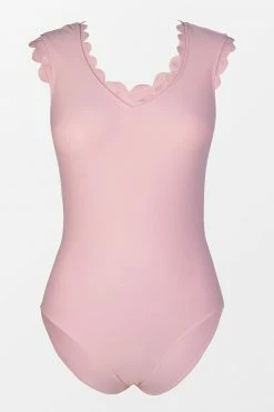 Top 10 🛒 Cupshe Sidney Pink V-neck Scalloped One Piece 🩱 Swimsuit 😀 -Cupshe Online Shop 1 2cb0f2e8 ff51 435e 9b50 8467cee67732