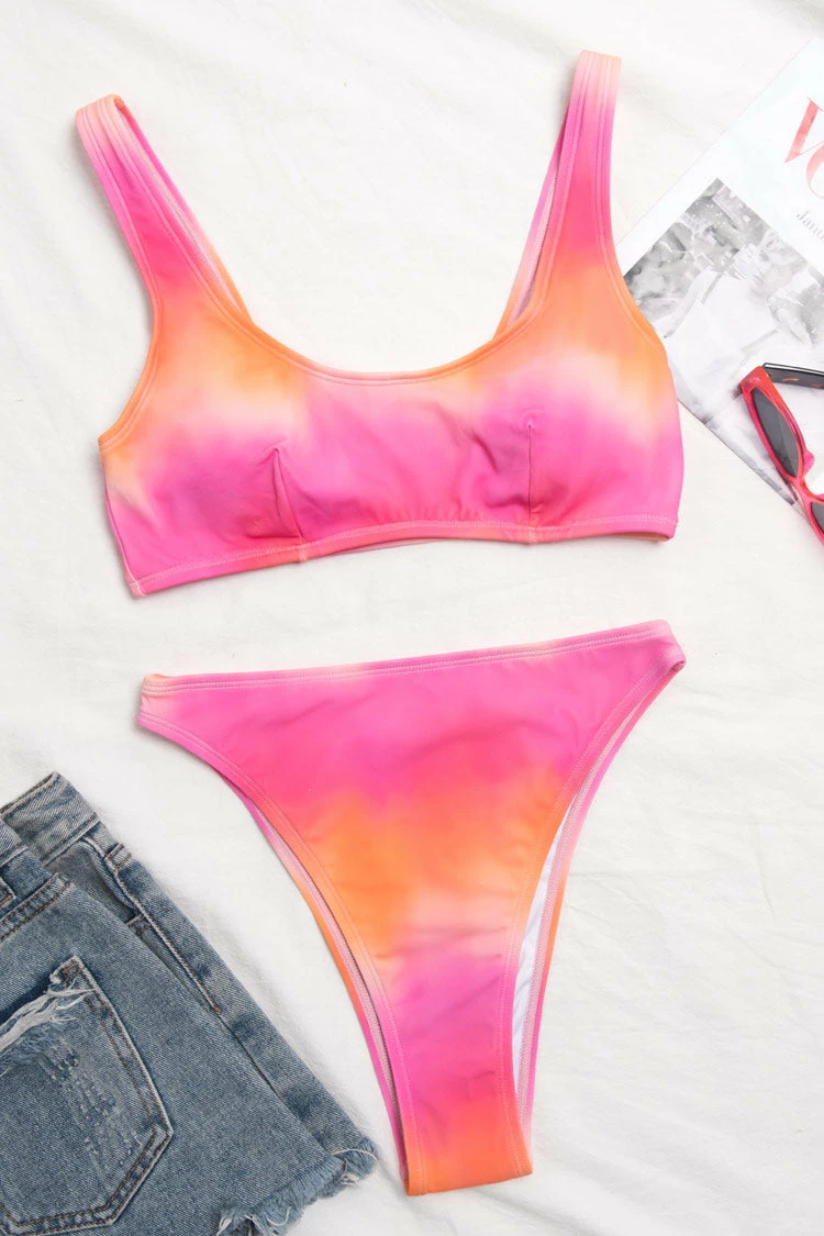 Best Sale ❤️ Cupshe Radiant Sun Ombre Bralette 👙 Bikini Top & High Waist 👙 Bikini Bottom ✨ 3 Best Sale ❤️ Cupshe Radiant Sun Ombre Bralette 👙 Bikini Top & High Waist 👙 Bikini Bottom ✨ - Image 3