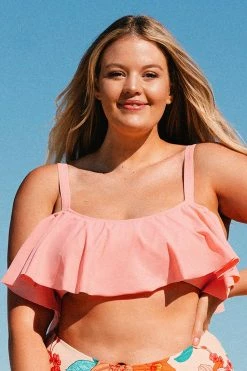 Outlet 🔔 Cupshe Lucy Pink Ruffle Plus Size 👙 Bikini Top 💯