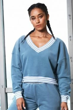 Coupon ๐ Cupshe Marina Mist V-neck Drop Shoulder Sweatshirt ๐
