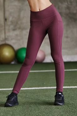 Top 10 🌟 Cupshe Finn Red Slim Fit Leggings 🛒 -Cupshe Online Shop 1 3dc8e8e1 67ee 4557 bca4 5e6186e02ee1