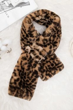 Best Pirce ⭐ Cupshe Explorer Leopard Criss Cross Scarf ✔️