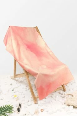 Cheap ✨ Cupshe Gelato Tie Dye Beach Blanket 🧨