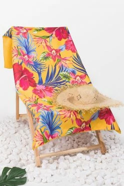 Wholesale 🎉 Cupshe Marigold Floral Beach Blanket 👏 -Cupshe Online Shop 1 4e9f79e2 7cb5 47da 805a b23b551f466a
