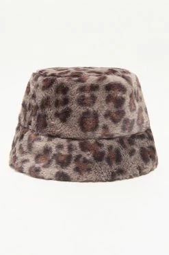 New 🛒 Cupshe Dynamic star Leopard Fluffy Bucket Hat 🌟