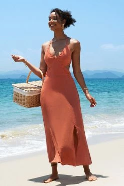 Brand new 🔔 Cupshe Blair Halter Cutout 👗 Dress ⌛