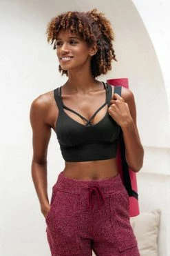 Best deal 🎉 Cupshe Whirly Strappy Criss Cross Sports Bra 😀