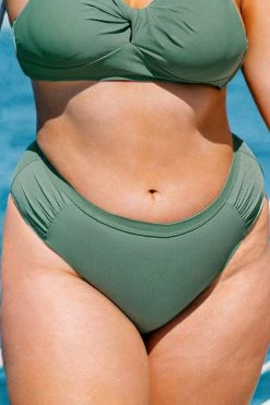 Promo 👏 Cupshe Braylee Green Ruched Plus Size 👙 Bikini Bottom 🎁