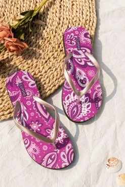 Flash Sale 👍 Cupshe Flare Paisley Flip Flops 🧨