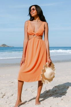 Best Sale π― Cupshe Penelope V-neck O-ring Back Tie Ruched π Dress β