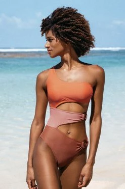 Coupon 😍 Cupshe Tori Color Block Cut-out O-ring One Piece 🩱 Swimsuit 😀