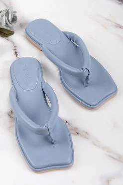 Deals 💯 Cupshe Sweetpea Blue Thong Sandals 🔥