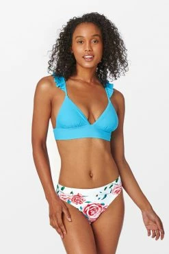Hot Sale ⭐ Cupshe Blue and Floral Print Criss Cross 👙 Bikini 🌟 -Cupshe Online Shop 1 bbd38135 bfab 4379 bd2c 4cc76ff5e27d