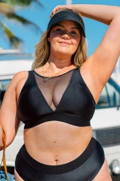 Coupon ✔️ Cupshe Braelyn Mesh Insert Plus Size 👙 Bikini Top 🔔