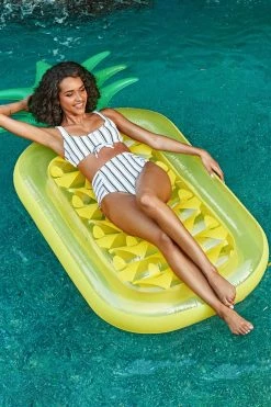 Coupon π Cupshe Fineapple Pineapple Large Swimming Pool Float π