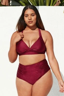 Wholesale 👏 Cupshe Saige Twist Front Criss Cross Plus Size 👙 Bikini Top 😀