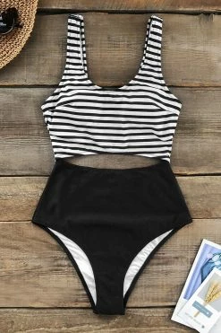 Outlet 😍 Cupshe Black and White Cutout One Piece 🩱 Swimsuit 👍 -Cupshe Online Shop 1 e04106e5 556d 452e 9eba 6ce12e63a173