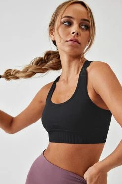 Coupon ✔️ Cupshe Cerise Black U-neck Medium Support Sports Bra ❤️