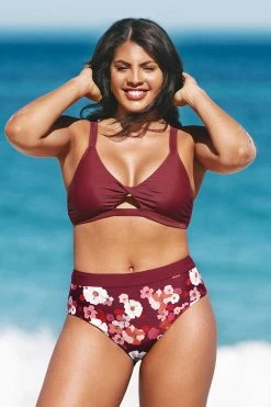 Promo 🌟 Cupshe Quinn Twist Cutout Plus Size 👙 Bikini Top 🔔
