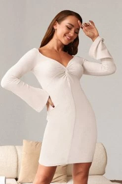 Best reviews of ❤️ Cupshe Bailey White Plunge Twist Long Sleeve 👗 Dress 🧨