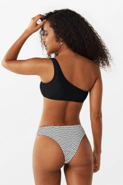 Cheap π Cupshe One Shoulder π Bikini with Stripes π 10 Cheap π Cupshe One Shoulder π Bikini with Stripes π -Cupshe Online Shop 2 04965de4 4e11 4513 8e7a 99d9ff2d9f8f
