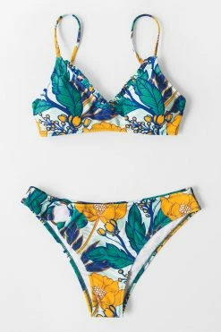 Best Sale 🤩 Cupshe Sunday Morning Floral 👙 Bikini Top 🛒 -Cupshe Online Shop 2 11e062db a688 4bb6 89d5 51e64b4c1786