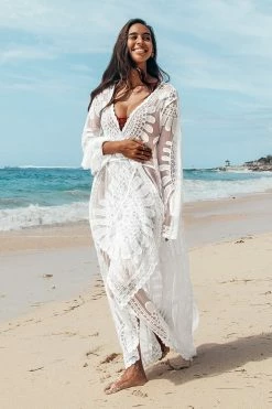 Budget 🎉 Cupshe Floral Mesh Long Kimono Cover Up 👏