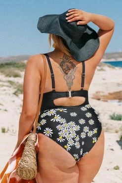 Best Sale 🤩 Cupshe Hadlee Daisy Floral Plus Size One Piece 🩱 Swimsuit 🔔 -Cupshe Online Shop 2 5f79612a 38f2 4a94 9b66 eb5a4e1ad4cf