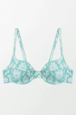 Best Pirce 🤩 Cupshe Jane Floral Underwire Criss Cross 👙 Bikini Top 🛒 -Cupshe Online Shop 2 6729051d e990 4638 bee8 5803049810d2