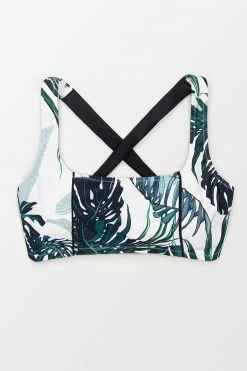 Coupon 👏 Cupshe Madelyn Tropical Plus Size 👙 Bikini Top 😍 -Cupshe Online Shop 2 6f245702 a2a2 47d4 b2cb 4fd6d606872e