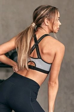 Best Pirce βοΈ Cupshe The Perfect One Front Zipper Criss Cross Sports Bra π 10 Best Pirce βοΈ Cupshe The Perfect One Front Zipper Criss Cross Sports Bra π -Cupshe Online Shop 2 89a3412a 0579 408e 9e5c 04012d2db056