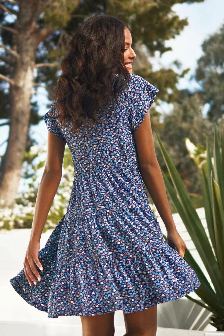 Discount π€© Cupshe Harriet V-neck Raglan Sleeve Mid π Dress β€οΈ 2 Discount π€© Cupshe Harriet V-neck Raglan Sleeve Mid π Dress β€οΈ - Image 2