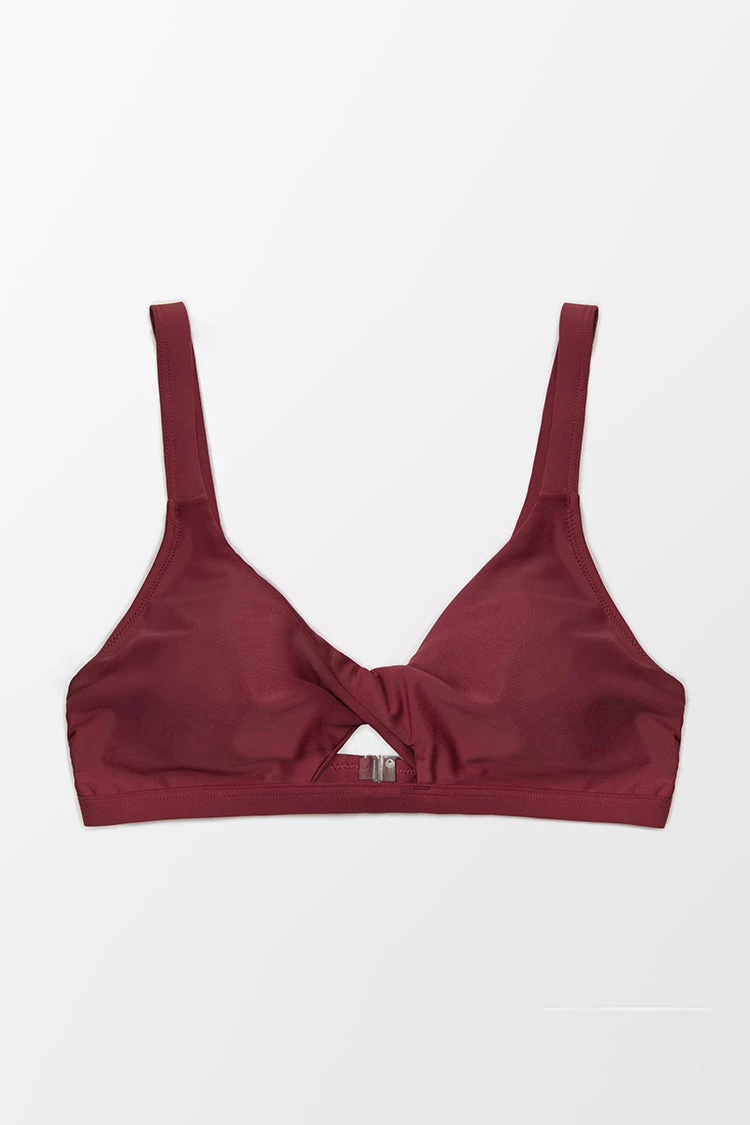 Best Pirce 🔥 Cupshe Piper Twist Keyhole 👙 Bikini Top 🌟 3 Best Pirce 🔥 Cupshe Piper Twist Keyhole 👙 Bikini Top 🌟 - Image 3