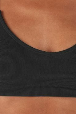 Wholesale ⌛ Cupshe Blythe U-neck Backless Sports Bra 🧨 -Cupshe Online Shop 3 0acc7591 16c6 4803 9288 597eee5ac783