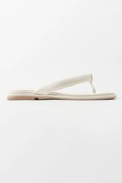 Wholesale ✨ Cupshe Sweetpea Minimalist Thong Sandals ✨ -Cupshe Online Shop 3 0d4fc936 64f8 4ebc b282 563e0e3c1229