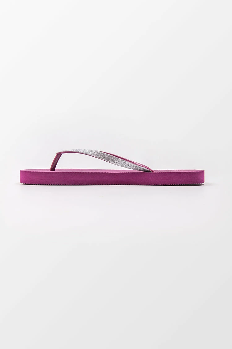Budget π Cupshe Mulberry Fuchsia Flip Flops β 3 Budget π Cupshe Mulberry Fuchsia Flip Flops β - Image 3