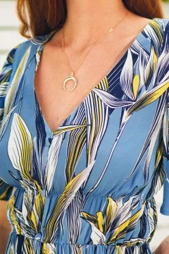 Outlet 💯 Cupshe Heidi Buttoned V-neck Elastic Waist 👗 Dress ✨ -Cupshe Online Shop 3 1138eae6 ac55 42d5 a2dd e6df9a88fb76