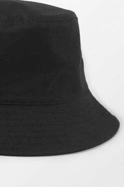 Discount 🌟 Cupshe Maribel Minimalism Black Bucket Hat 🔥 -Cupshe Online Shop 3 1de71e43 53dc 4b86 8f84 87597274c7ca