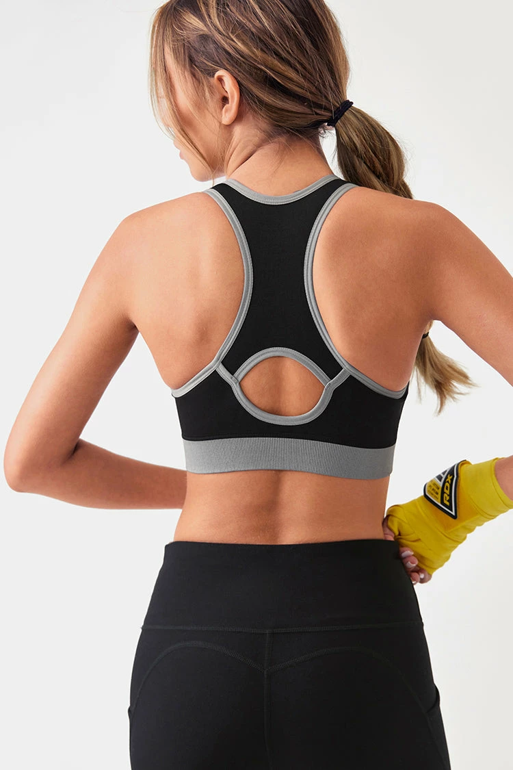 Promo β Cupshe Creekside U-neck Front Zipper Cut Out Sports Bra 𧨠2 Promo β Cupshe Creekside U-neck Front Zipper Cut Out Sports Bra 𧨠- Image 2