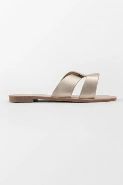 Best Sale ❤️ Cupshe Sunbeam Cross Strap Slide Sandals 🎉 -Cupshe Online Shop 3 3492edce 9c93 4752 ae45 cfa531feeba7