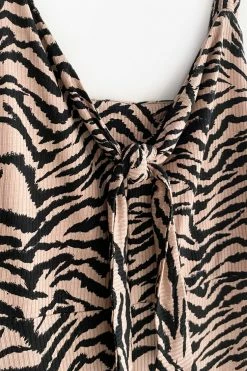 Brand new 😀 Cupshe On The Prowl Knotted Midi 👗 Dress ✔️ 7 Brand new 😀 Cupshe On The Prowl Knotted Midi 👗 Dress ✔️ -Cupshe Online Shop 3 3b419edc 77d7 455b aa4e f759b2810055